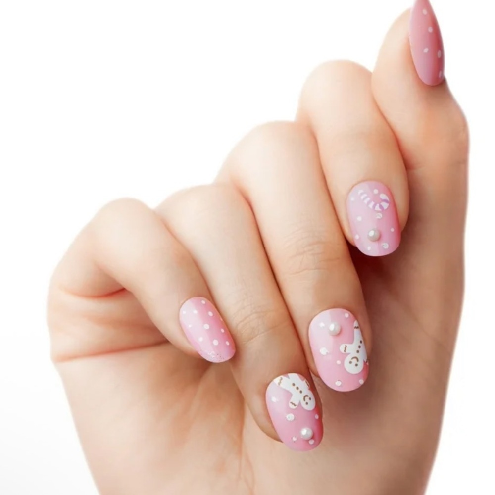 *Final Price* KISS Fantasy, Press on Nails, Happy Mittens, Short Oval, NIB - Picture 2 of 5